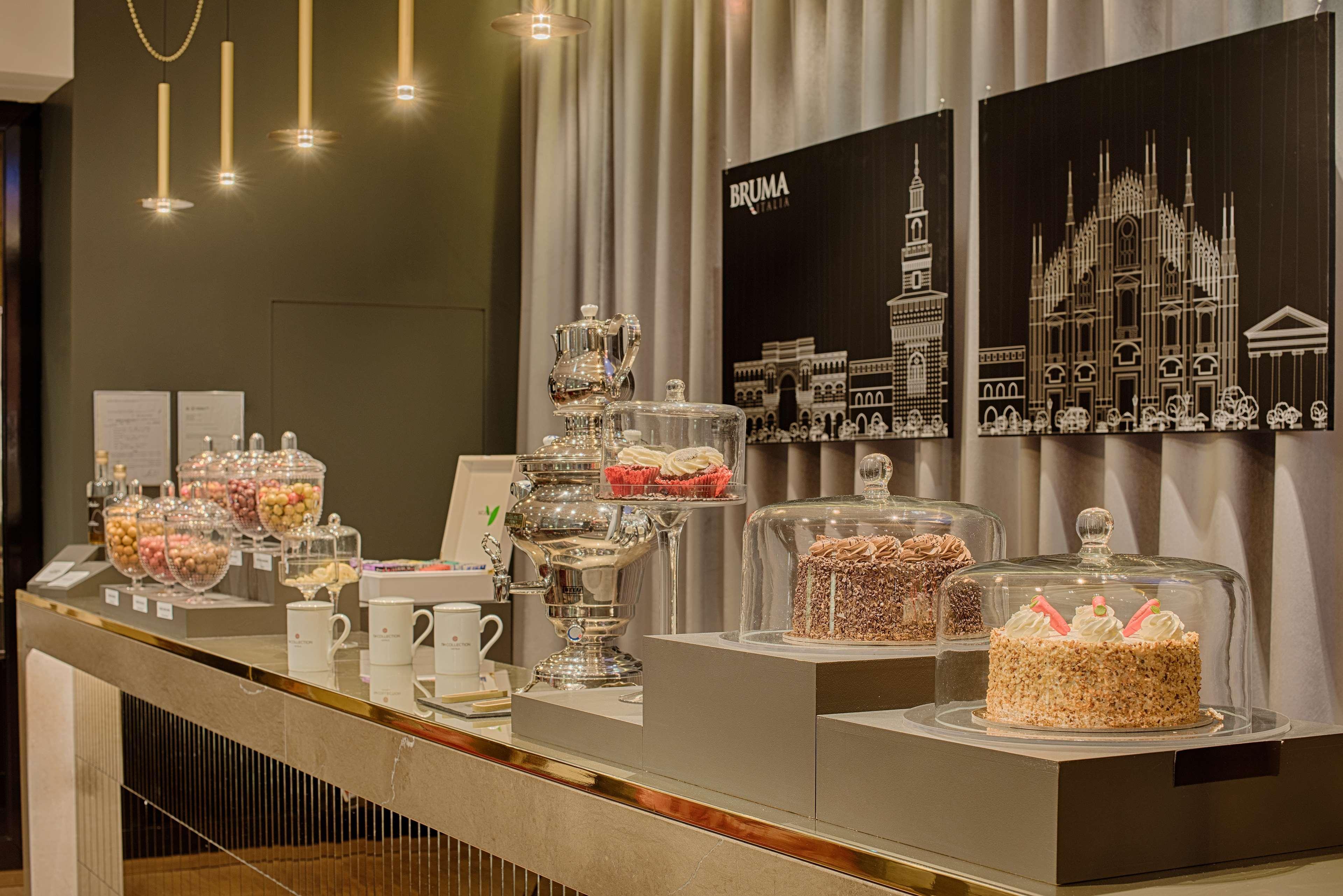 Nh Collection Milano President Hotel Bagian luar foto The interior of the store