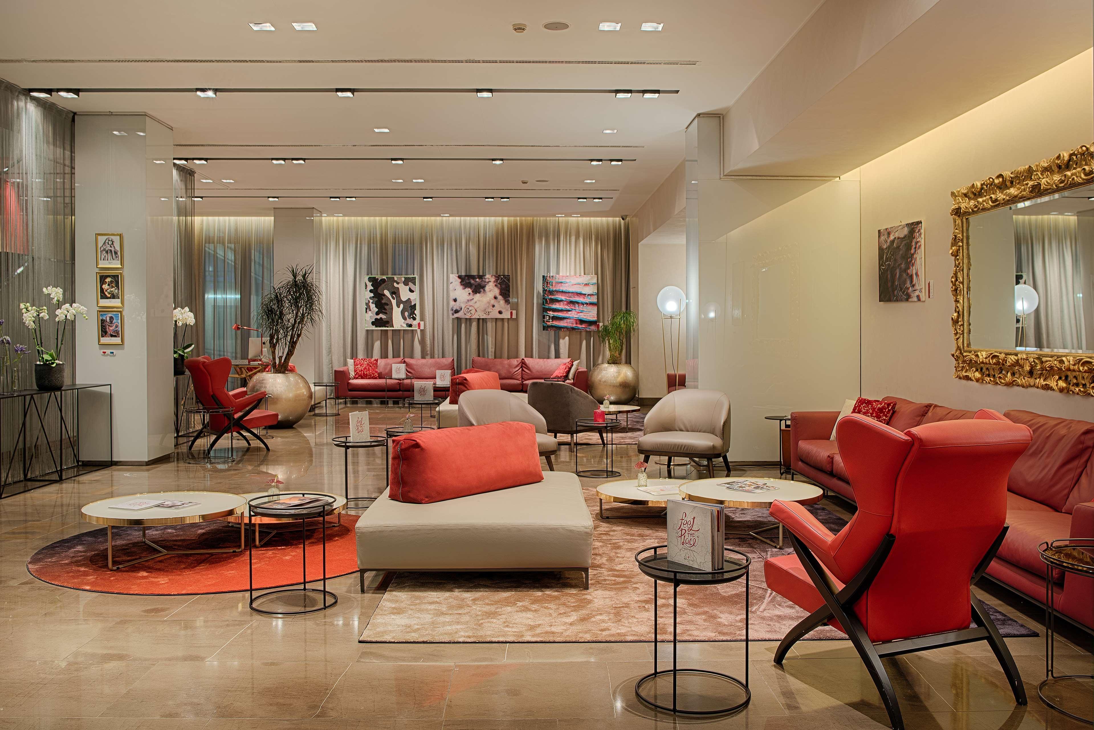 Nh Collection Milano President Hotel Bagian luar foto The lobby of the hotel