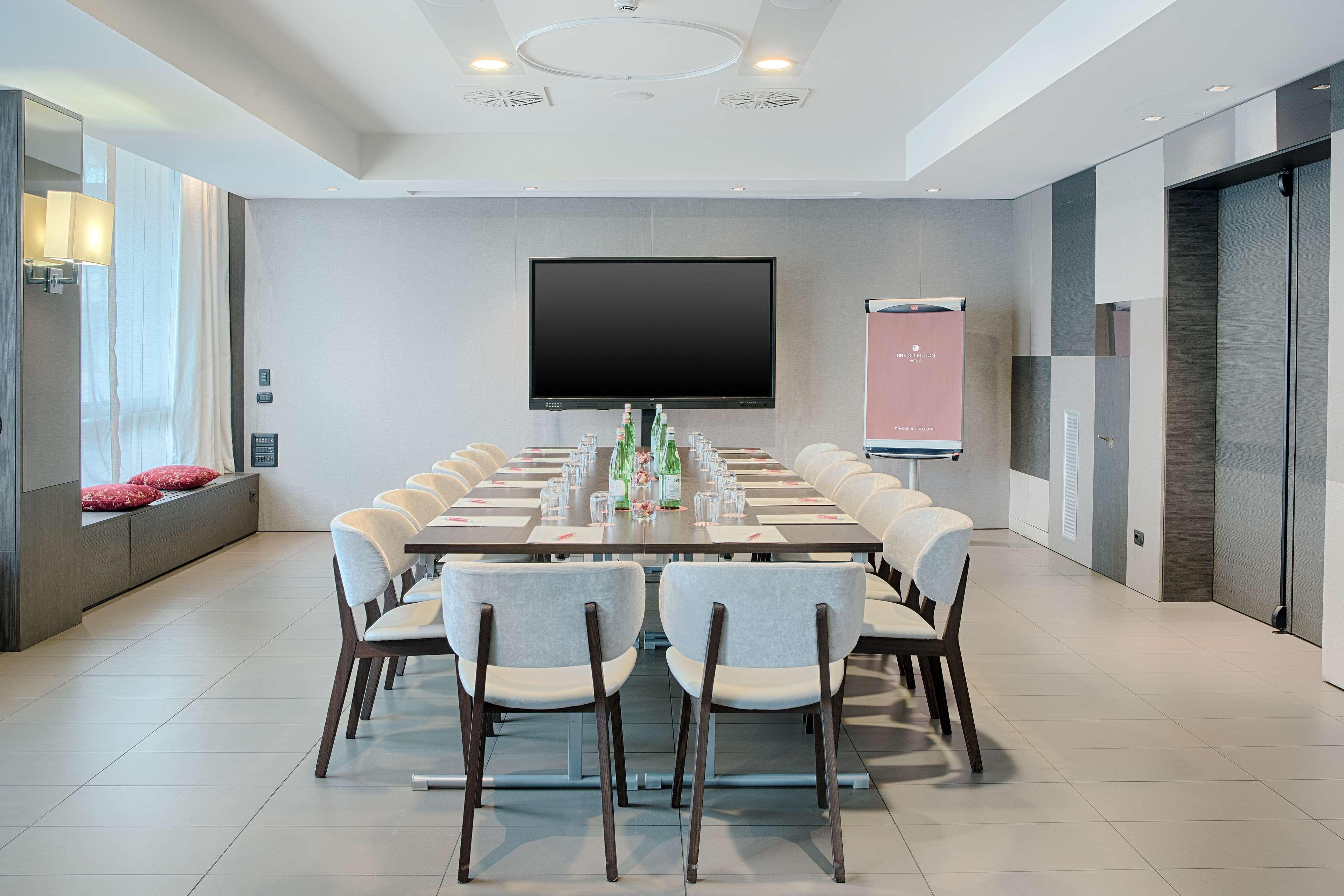 Nh Collection Milano President Hotel Bagian luar foto Meeting room